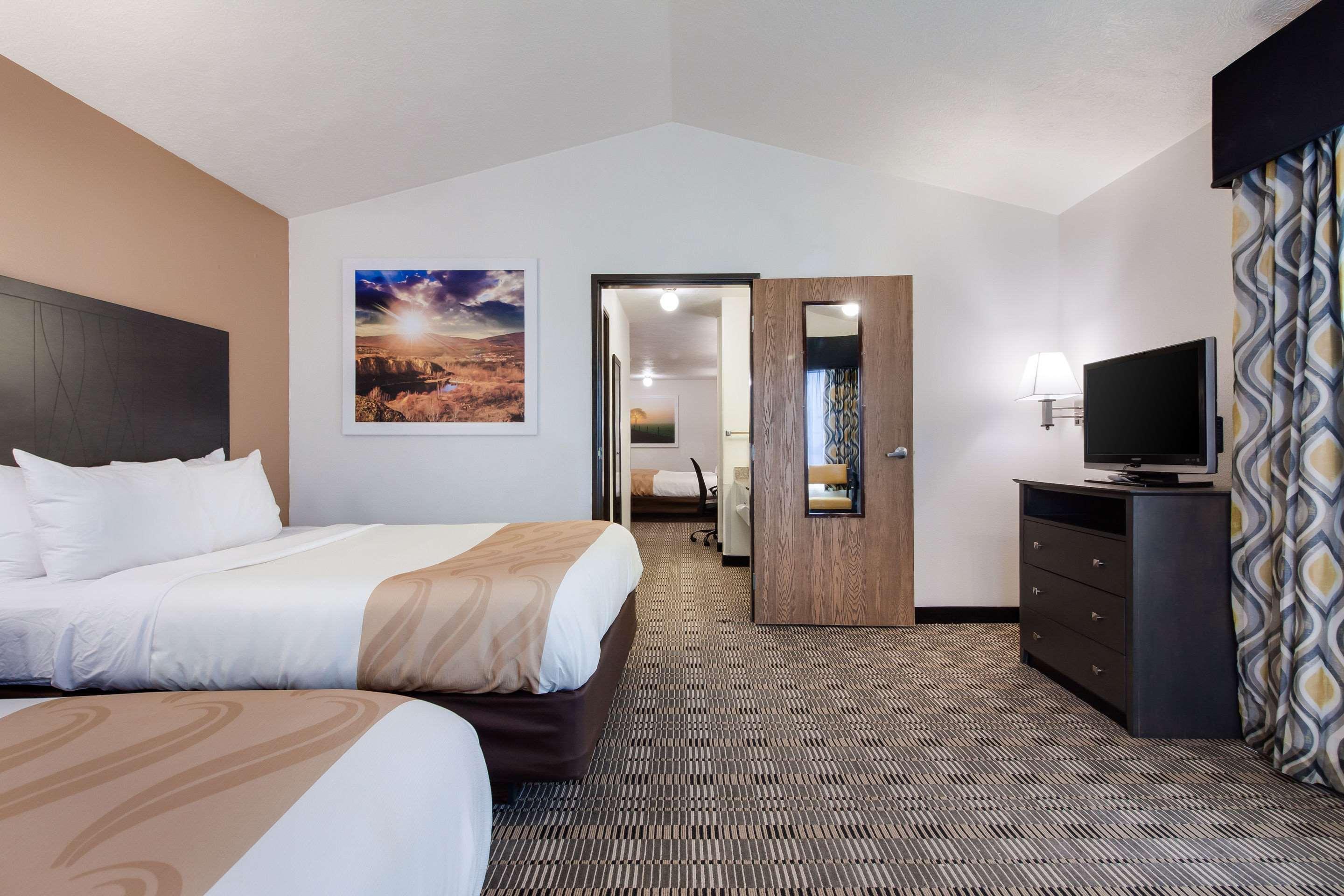 מק'קוק Quality Inn & Suites מראה חיצוני תמונה