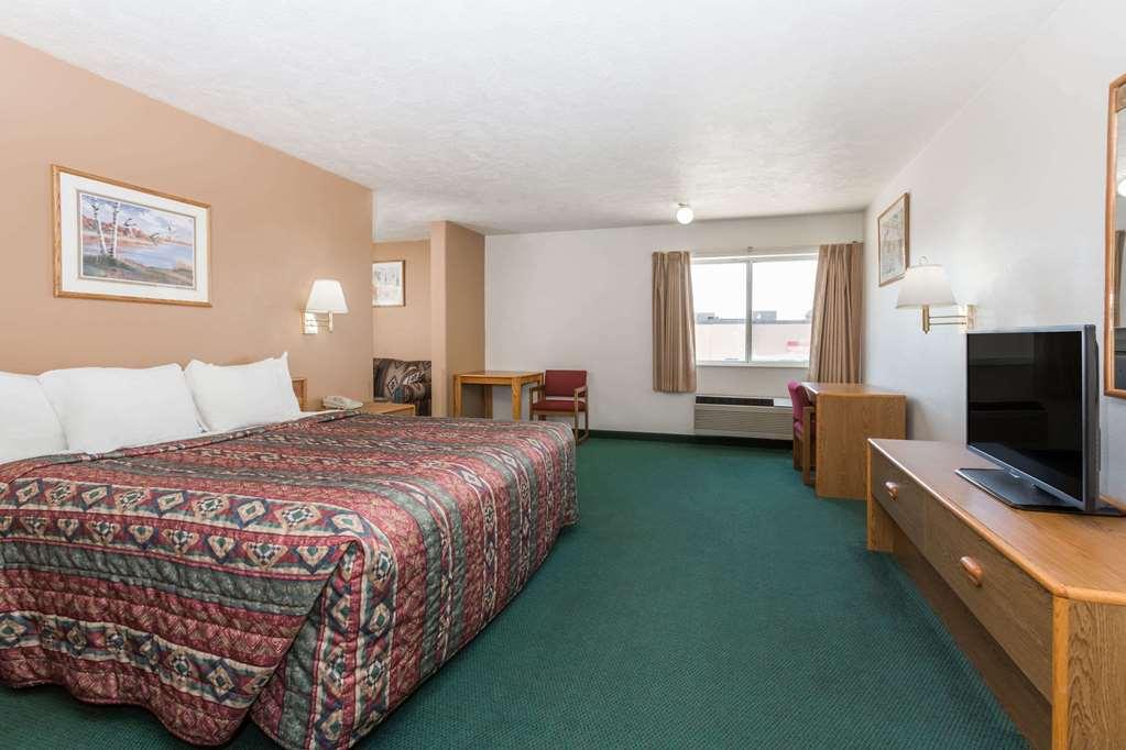 מק'קוק Quality Inn & Suites מראה חיצוני תמונה