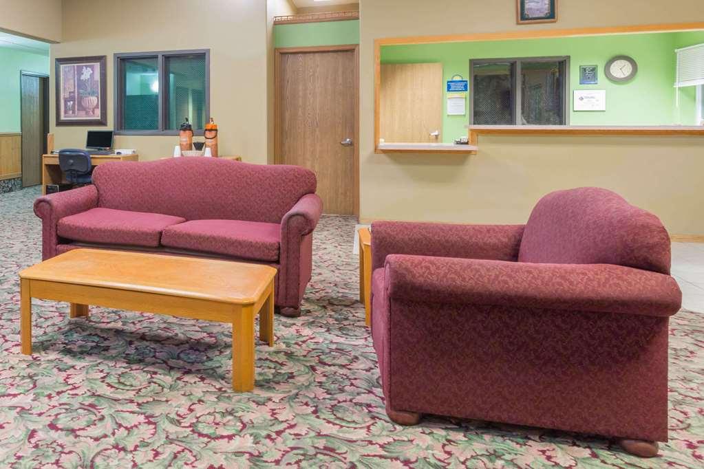מק'קוק Quality Inn & Suites מראה חיצוני תמונה
