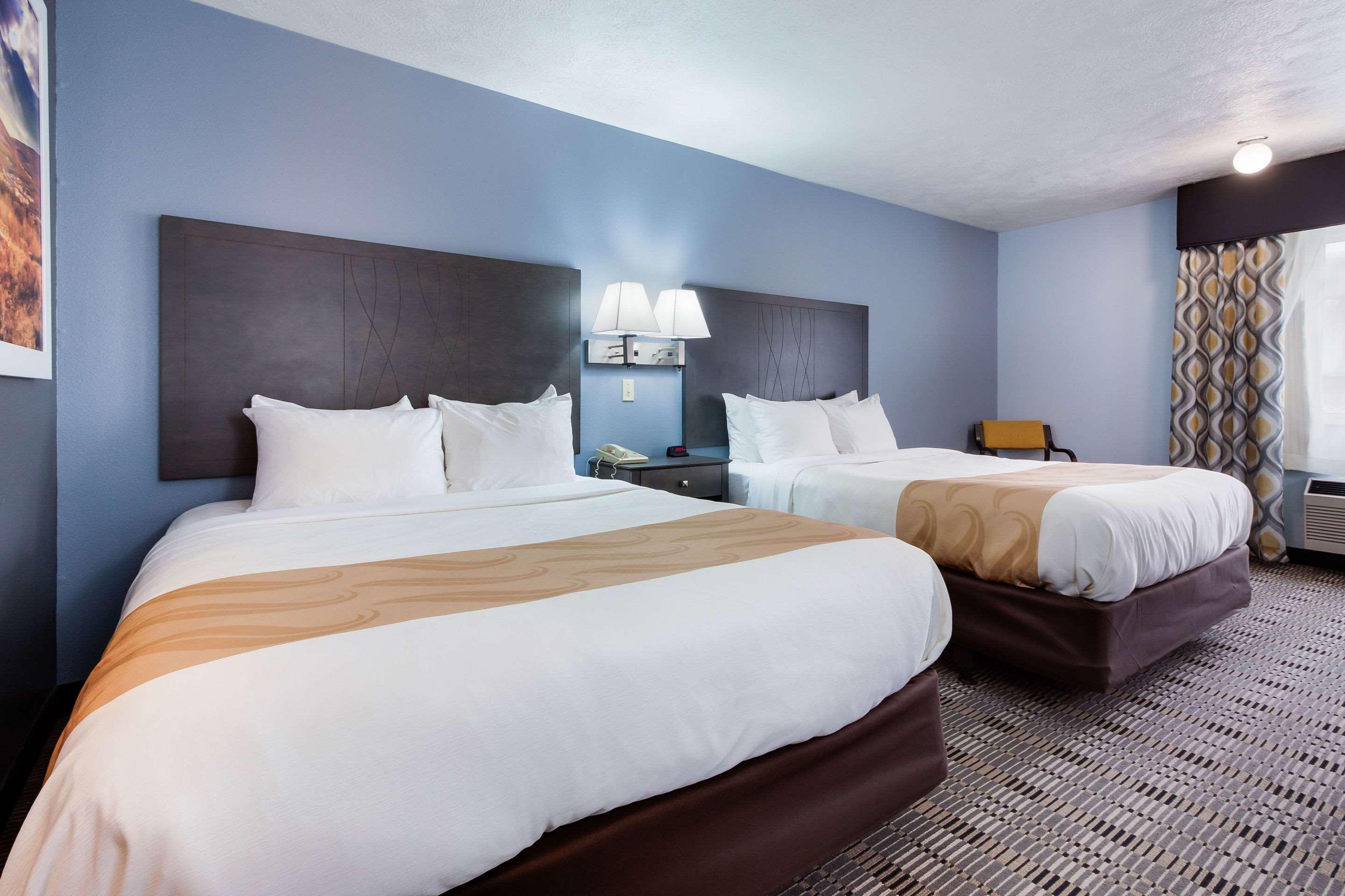 מק'קוק Quality Inn & Suites מראה חיצוני תמונה