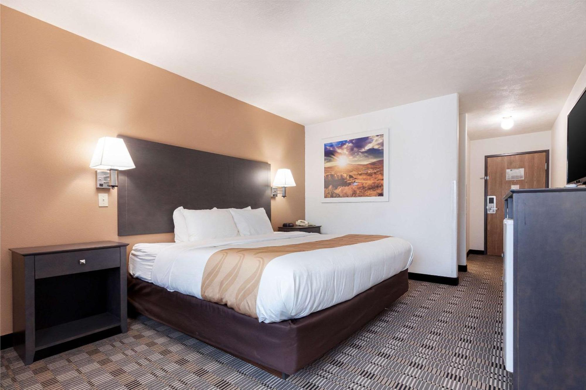 מק'קוק Quality Inn & Suites מראה חיצוני תמונה