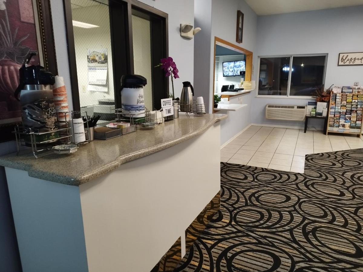 מק'קוק Quality Inn & Suites מראה חיצוני תמונה