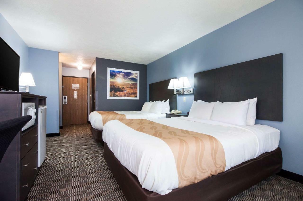 מק'קוק Quality Inn & Suites מראה חיצוני תמונה